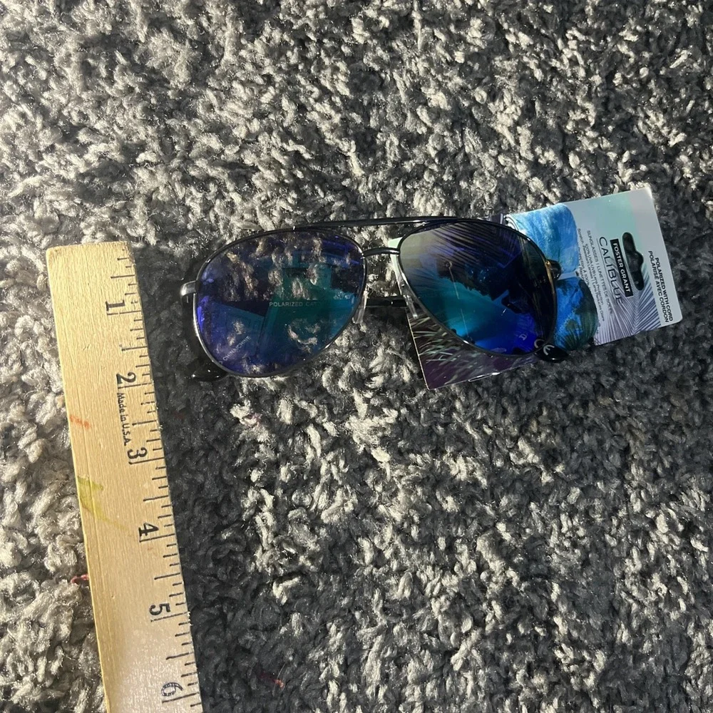 FOSTER GRANT SUNGLASSES MSRP‎ $25.00 POLARIZED